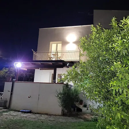 Casa Villaggio Pirandello Гостевой дом *